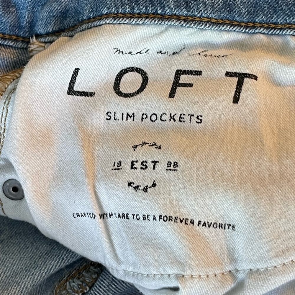 Loft Curvy High Waist Raw Hem Stitch Distressed Light Wash Denim Crop Jeans 16 - Picture 14 of 14